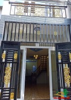 Bán căn nhà một lầu, một trệt, 2 mặt tiền, ngã tư chiêu liêu,Dĩ An. Đường 4m. Giá : 950tr