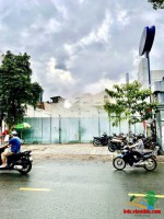 Bán nhà mặt tiền 61 Cao Thắng,  Giá 600 tỷ - DT : 879 m2