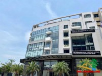 ​Góc 2 mặt tiền 110-112 đường Bát Nàn, View sông Sài Gòn trực diện.​- Giá 300 tỷ