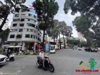 𝐍𝐆𝐀𝐘 𝐇Ồ 𝐂𝐎𝐍 𝐑𝐔̀𝐀 𝐐𝟑 – 𝐍𝐇𝐀̀ 𝐆𝐎́𝐂 𝟐 MT 𝐂𝐎̂𝐍𝐆 𝐓𝐑𝐔̛𝐎̛̀𝐍𝐆 𝐐𝐔𝐎̂́𝐂 𝐓𝐄̂́ - 𝐓𝐑𝐀̂̀𝐍 𝐂𝐀𝐎 𝐕𝐀̂𝐍 - QUẬN 3 - Giá 680 tỷ