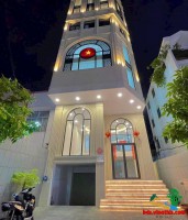 ​TOÀ NHÀ ĐƯỜNG LÊ QUANG ĐỊNH Địa chỉ : 437 Lê Quang Định, Gò Vấp.​ Giá 72 tỷ