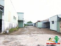 Đường Bình Thành,P.Bình Hưng Hòa B,Q.Bình Tân, có nhà xưởng cố định, container 40F ra vào được, khu vực tập trung nhiều kho xưởng