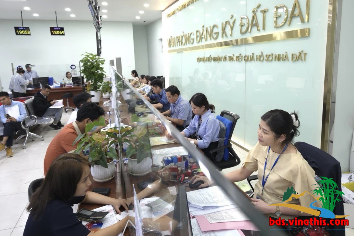 Địa chỉ, đường dây nóng 42 văn phòng đăng ký đất đai của TP.HCM mới